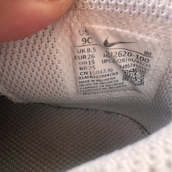 Nike Blazer Mid ‘77 paint splatter edition size 9c - Picture 5 of 5